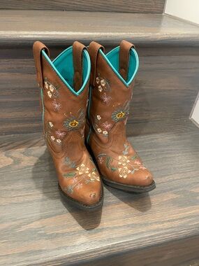 Girl’s Brown Embroidered Western Boots with Turquoise Lining
